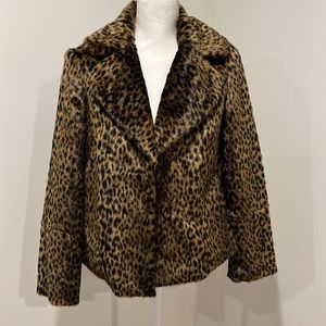 Line Faux fur animal print jacket
